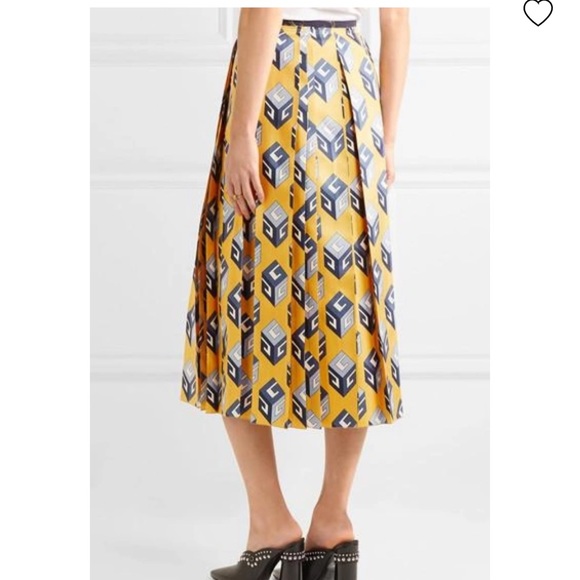 Gucci GG Wallpaper Silk Twill Pleated Skirt, Yellow - Picture 8 of 15